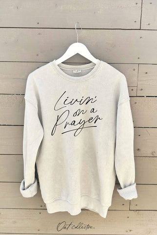 LIVIN' ON A PRAYER   Mineral Graphic Sweatshirt  : BEACH SAND / L OAT COLLECTIVE