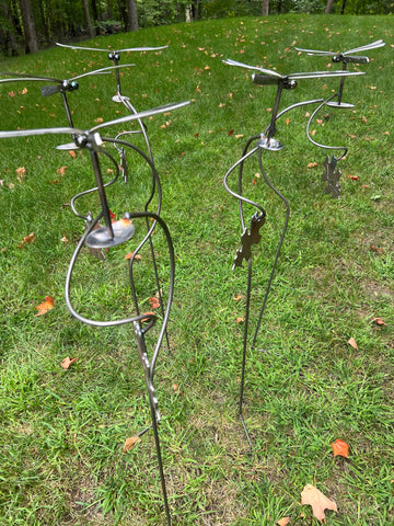 Single Dragonfly - Oak Leaf - Garden Stake Pauls Metal Petals