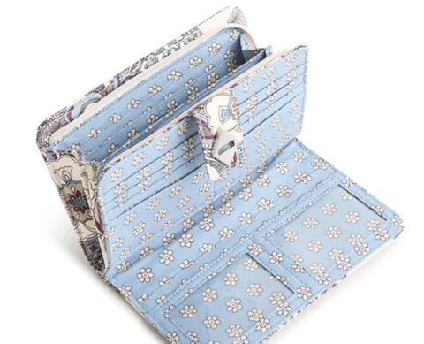 Turnlock Wallet : Neutral Rhapsody Vera Bradley