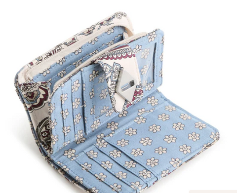 Small Turnlock Wallet : Neutral Rhapsody Vera Bradley