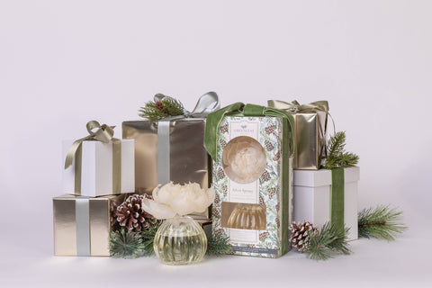 Silver Spruce Flower Diffuser Holiday Gift 4 Pack Greenleaf Gifts
