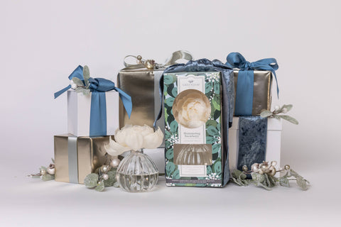 Shimmering Snowberry Flower Diffuser Holiday Gift 4 Pack Greenleaf Gifts