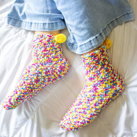 Cozy Cupcake Socks | 9 Colors: Confetti (Plain) Daisy Dunes