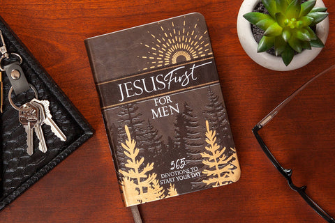 Jesus First for Men (Devotional, Christmas Gifts for Men) BroadStreet Publishing Group, LLC