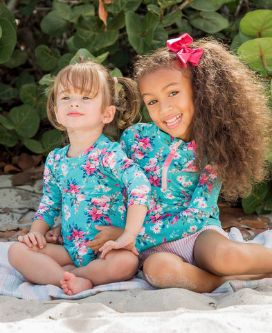 Baby Girls Fancy Me Floral Long Sleeve One Piece Rash Guard Swimsuit with Signature Rear Ruffles
: Blue / 6-12m RuffleButts + RuggedButts