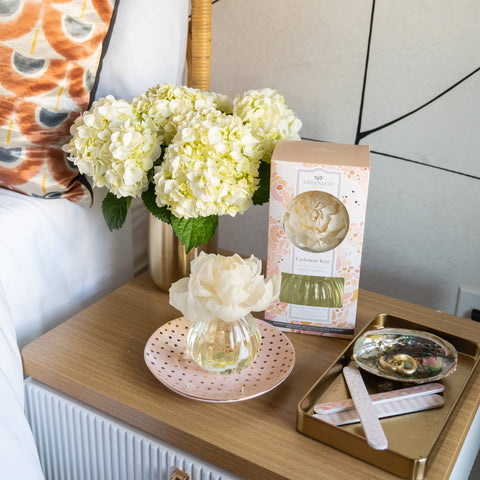 Cashmere Kiss Flower Diffuser 4 Pack | Mother's Day & Easter Greenleaf Gifts
