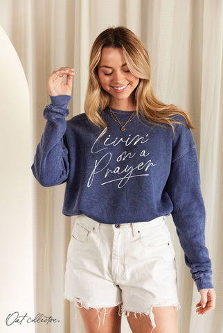 LIVIN' ON A PRAYER   Mineral Graphic Sweatshirt  : BEACH SAND / L OAT COLLECTIVE