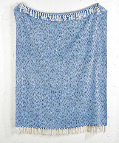 Blanket/Throw with Tassels Two's Company
